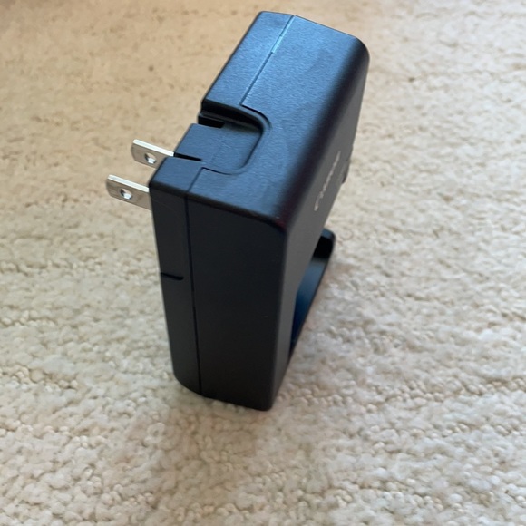 ✨Host Pick✨ Canon EOS Rebel T3 1100D Digital Camera - Picture 4 of 7